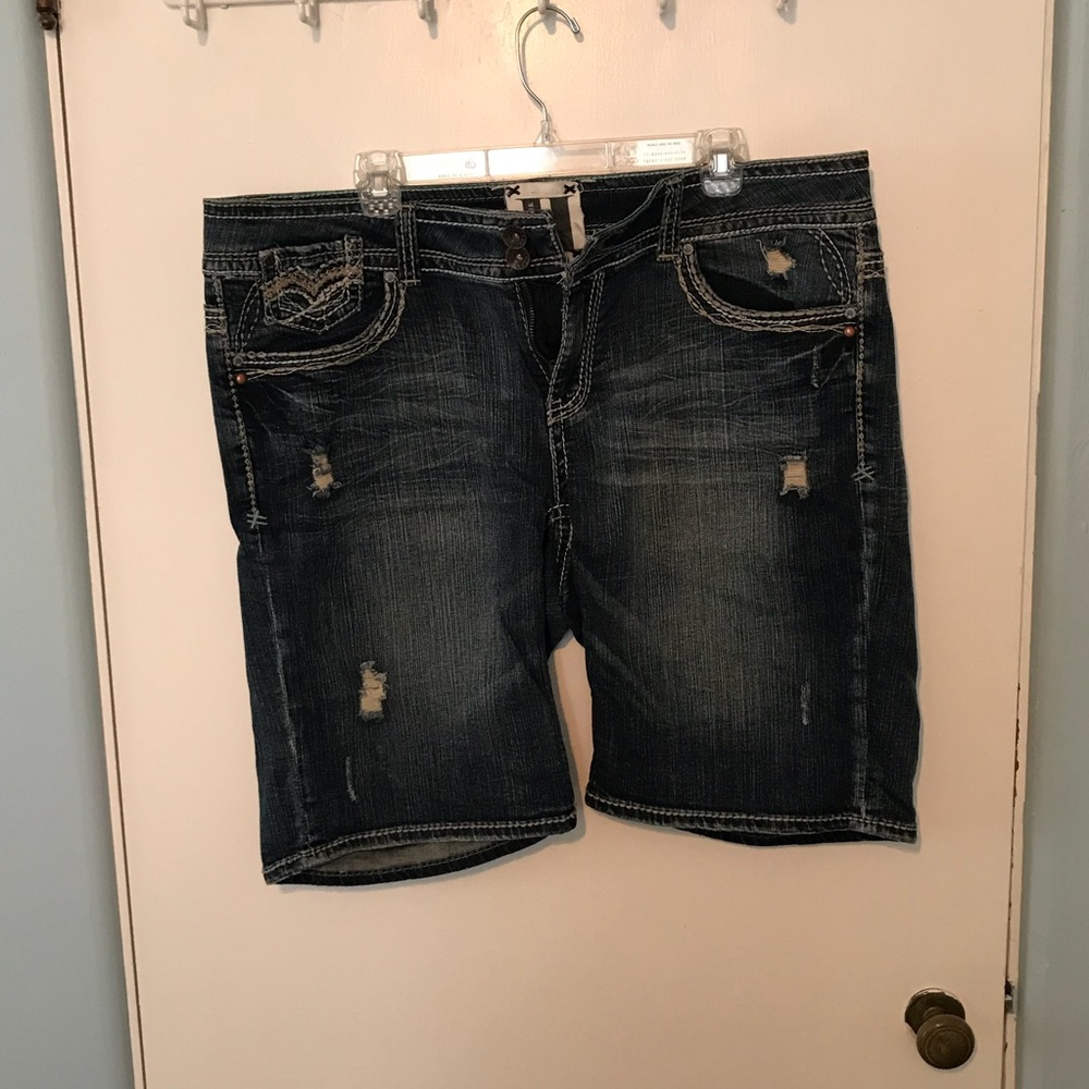 Vigoss Jeans Shorts size 18